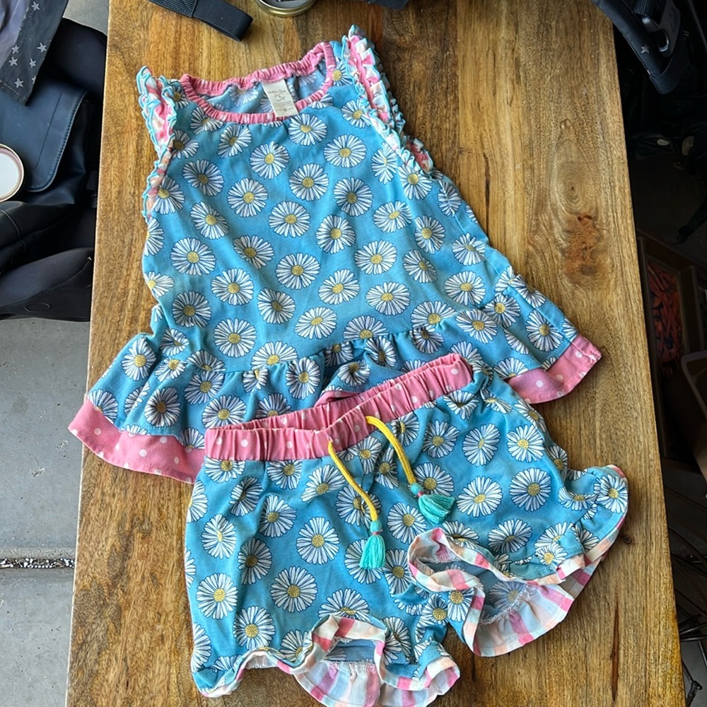 Matilda Jane Enchanted Garden Sleepover Party Mixed Print Pajamas EUC Size 6